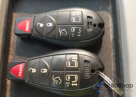 2012 Chrysler Town & Country Touring из США, поврежденный, VIN 2C4RC1BGXCR327756